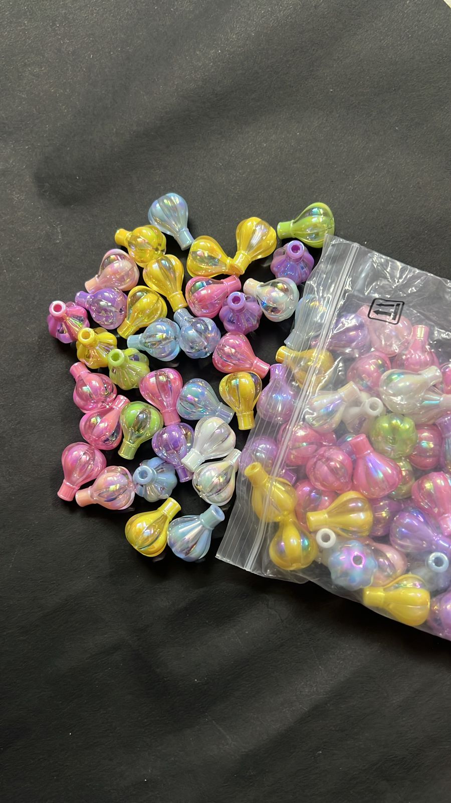 UV Plated Hot Air Balloon Acrylic Beads