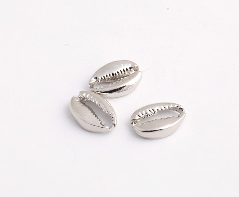 Silver Cowrie Beads CCB